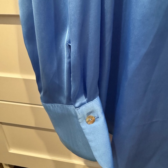 Zara Women's Blue Button Down Shirt - Picture 4 of 7